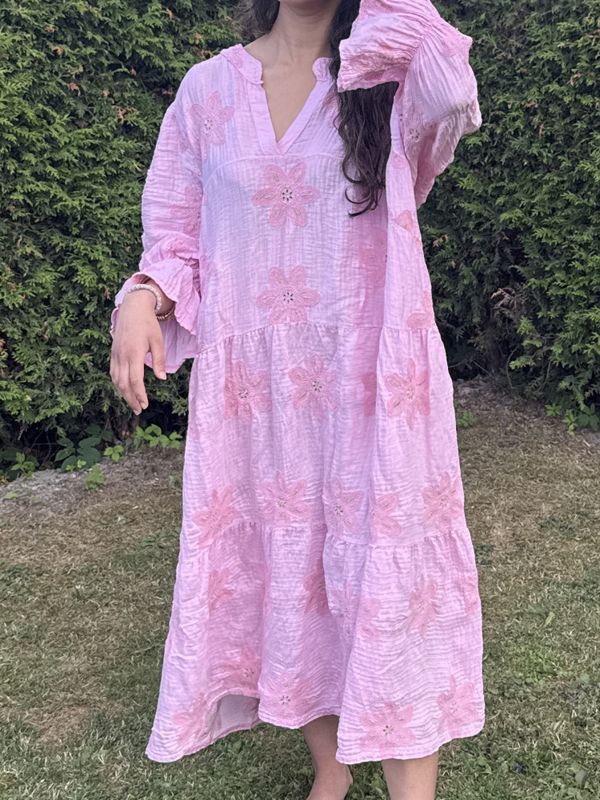 AISHA DRESS LIGHT PINK